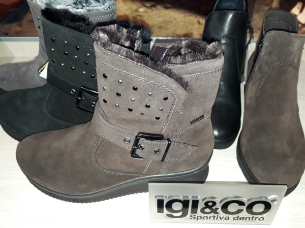 Scarpe Igi&Co a Torino